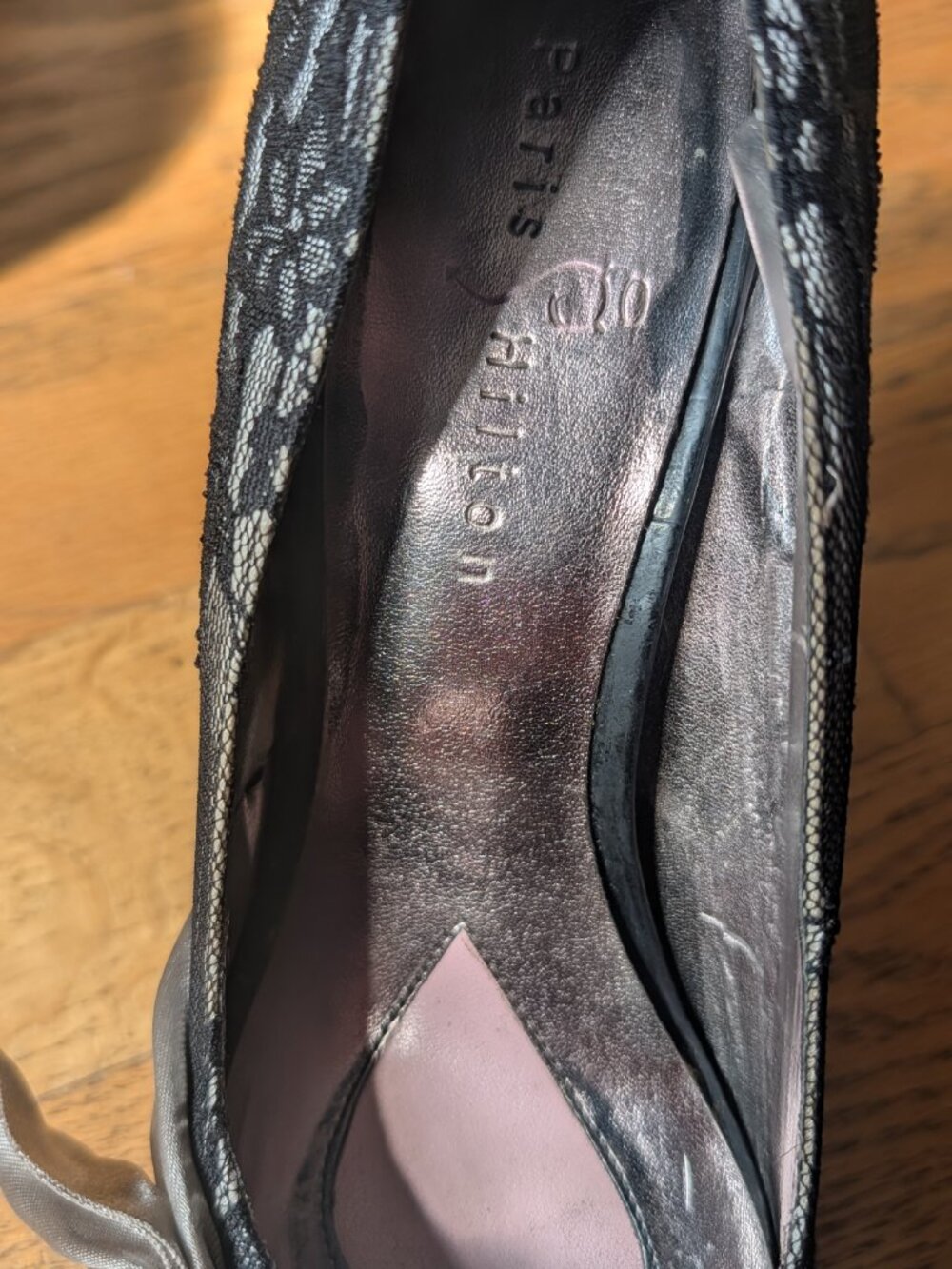 Paris Hilton Black Lace Peep Toe Heels Satin Bow Size 9 M Stiletto Pumps Y2K - Picture 4 of 15